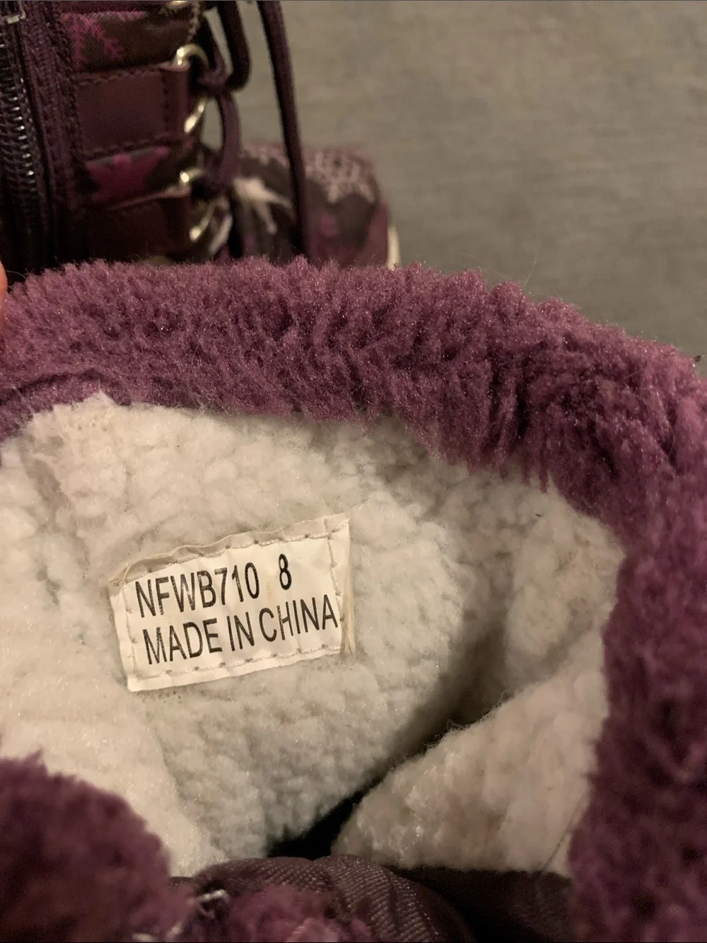 Winter Snow Boots Girls Size 8 Kids Purple Star Nova Mountian